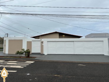 vende-se-casa-tancredo-neves-residencial-uberaba-106743