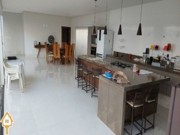 vende-se-casa-condominio-jockey-park-uberaba-106871