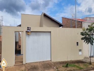 vende-se-casa-ilha-bela-uberaba-108989
