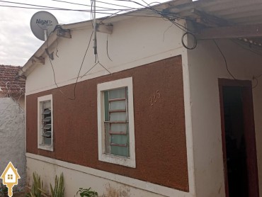 vende-se-casa-boa-vista-uberaba-109548