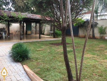 vende-se-casa-merces-uberaba-110534