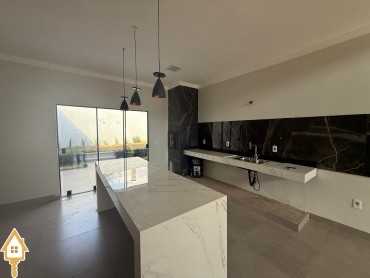 vende-se-casa-tancredo-neves-residencial-uberaba-139960