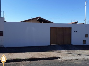 vende-se-casa-elza-amui-jardim-uberaba-61254