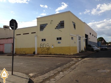 vende-comercial-galpao-gameleiras-i-parque-uberaba-mg-55165
