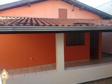 vende-se-casa-elza-amui-iii-uberaba-140820