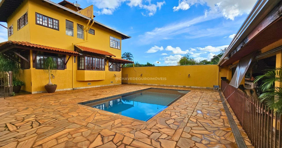Uberaba Imóveis :: Casa à venda 6 quartos, sendo 2 suítes, garagem para ...
